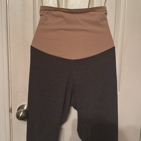 Motherhood Maternity Gray Soft Pants Size XL #398 - Picture 2 of 7